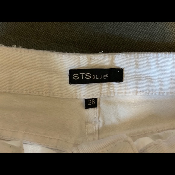 White Distressed Denim Shorts (Nordstrom) - Picture 3 of 3